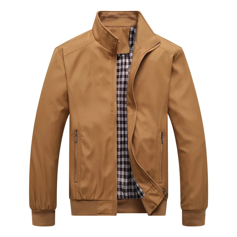 Essential Bomber Jacket – Timeless design for every size